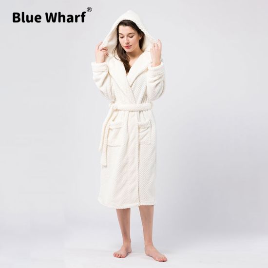 Detail Pineapple Bathrobe Nomer 34