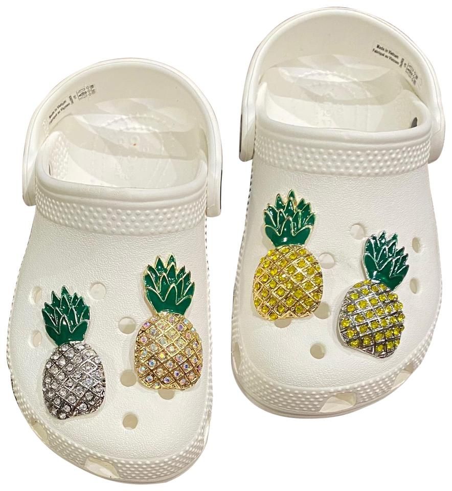 Detail Pineapple Crocs Nomer 8