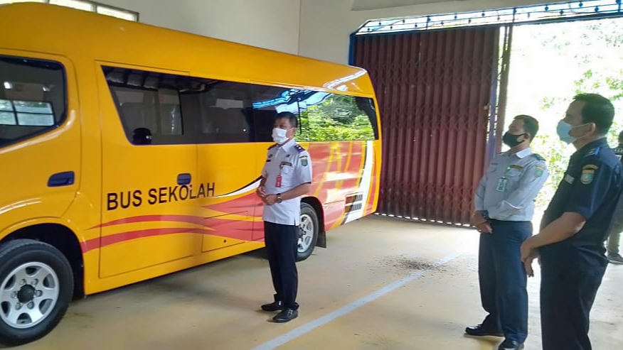 Detail Pinjam Bus Sekolah Gratis Nomer 15