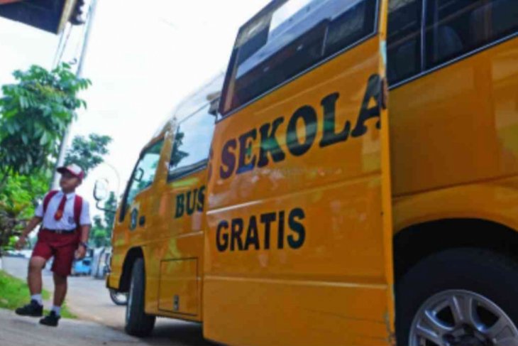 Detail Pinjam Bus Sekolah Gratis Nomer 22