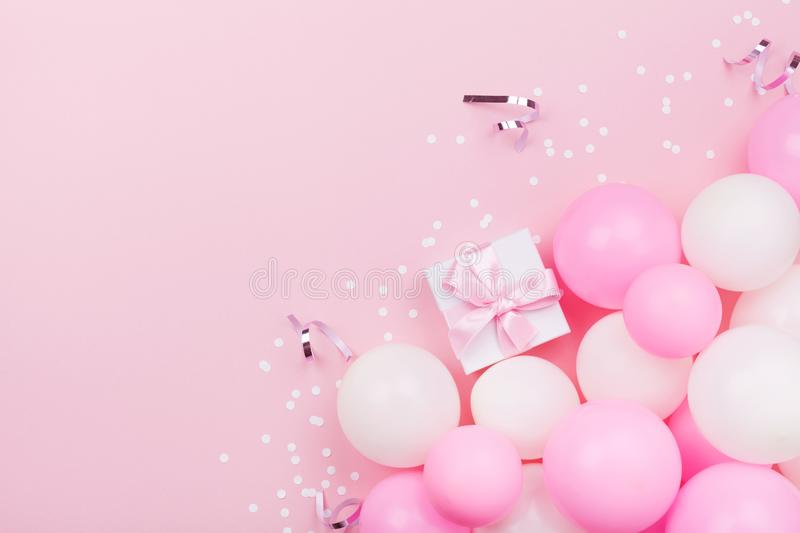 Detail Pink Birthday Background Nomer 13