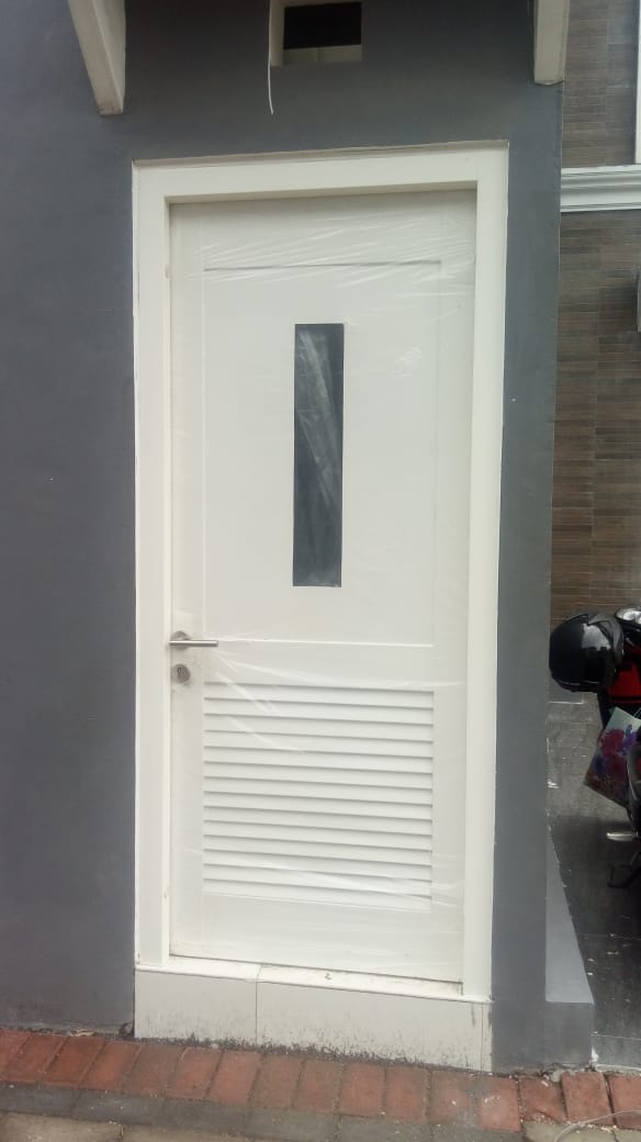 Detail Pintu Belakang Rumah Nomer 17