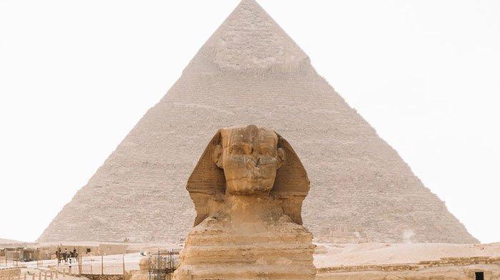 Detail Piramida Dan Sphinx Nomer 21