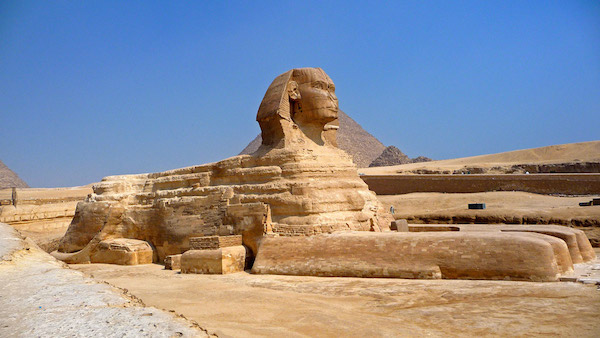 Detail Piramida Dan Sphinx Nomer 44