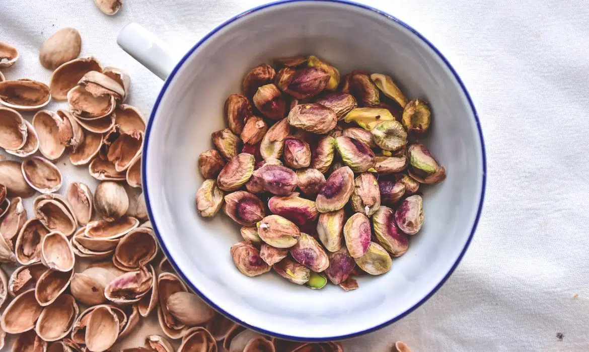 Detail Pistachios Images Nomer 46