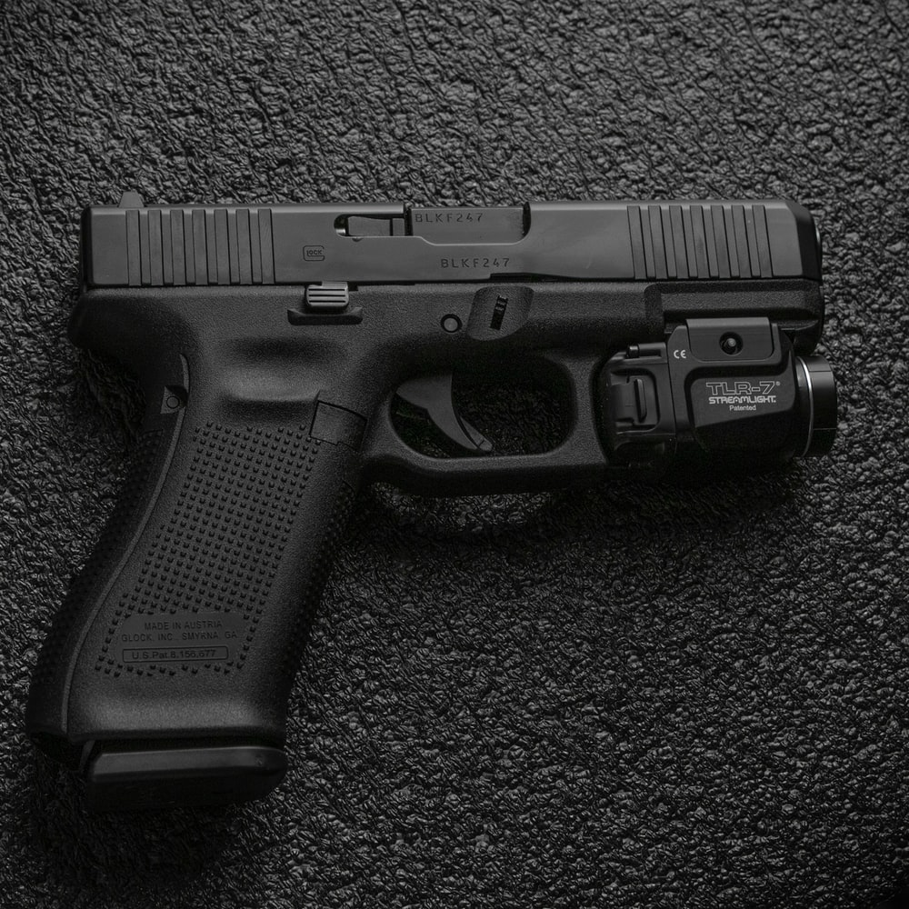 Detail Pistol Real Gun Pic Nomer 35