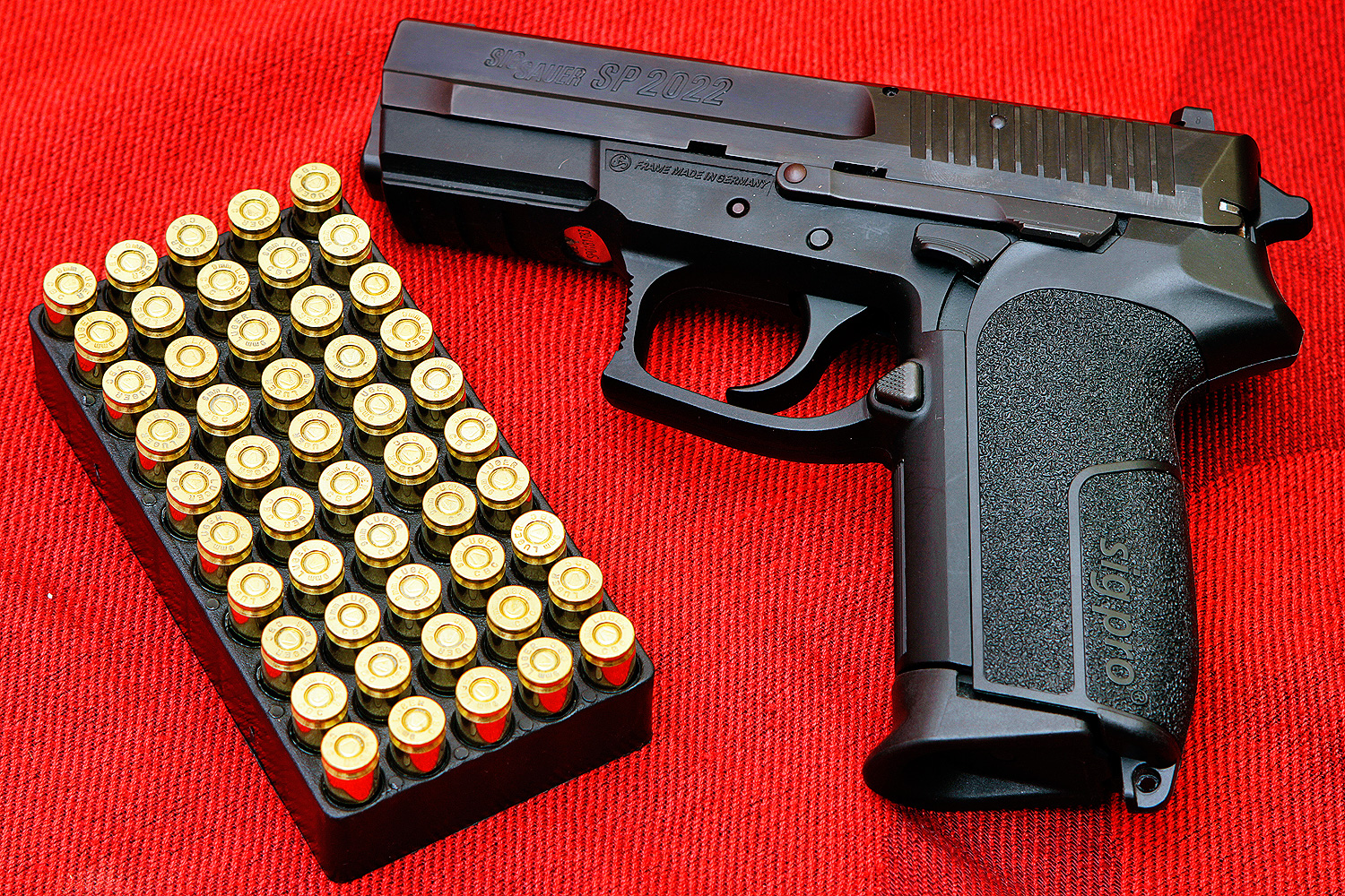 Detail Pistol Real Gun Pic Nomer 6