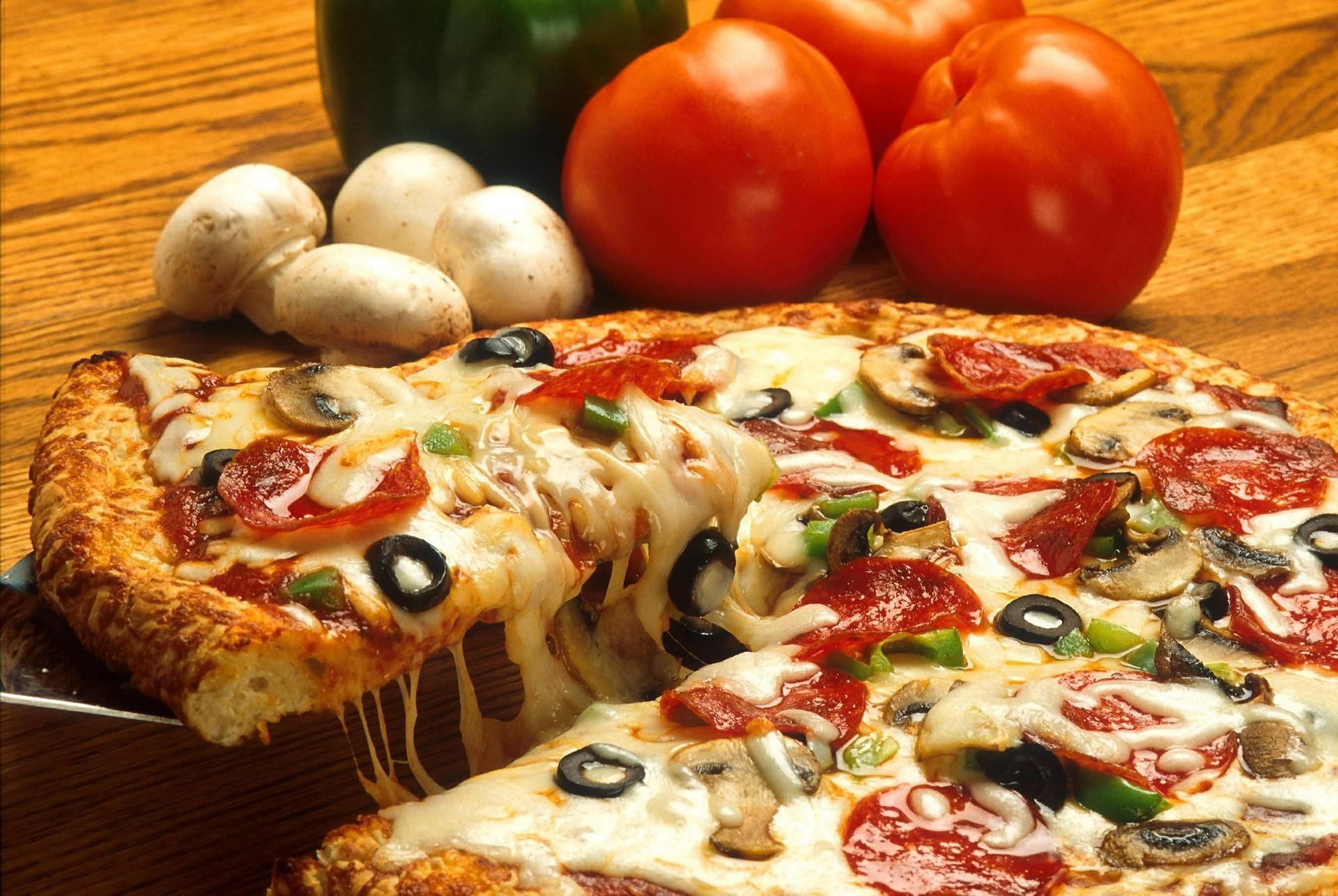 Detail Pizza Images Hd Nomer 33