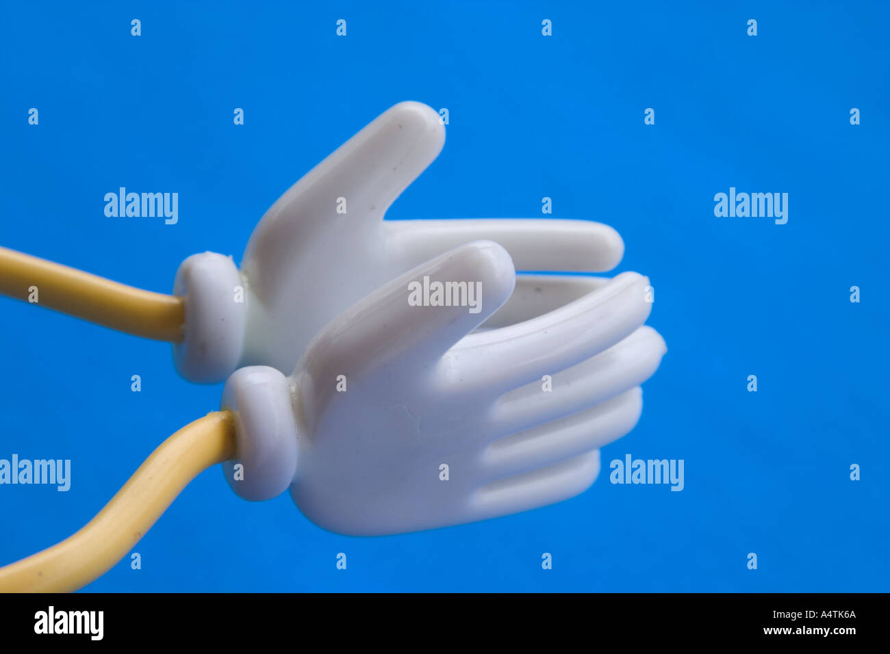 Download Plastic Clapping Hands Nomer 9