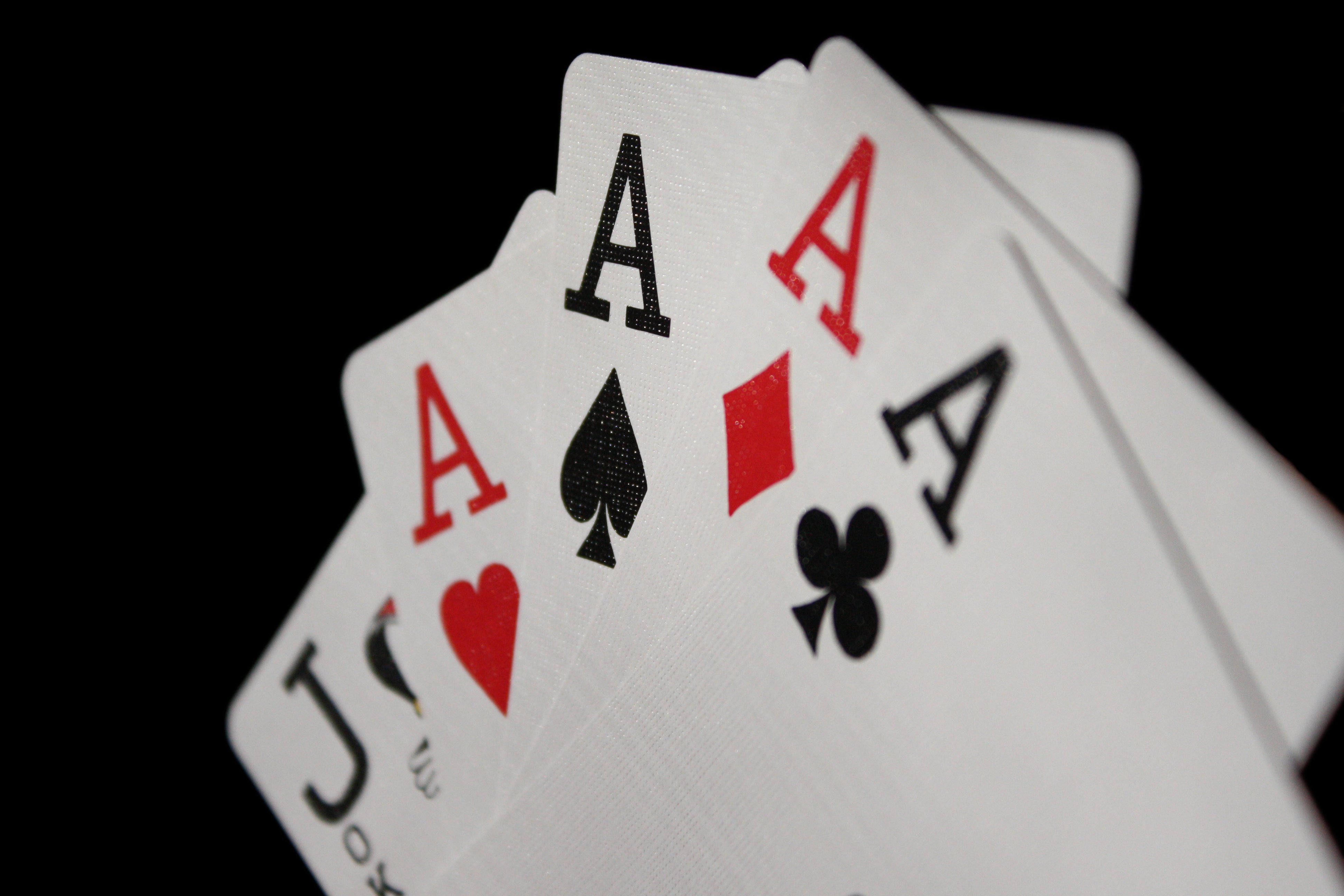 Detail Playing Cards Images High Resolution Nomer 22