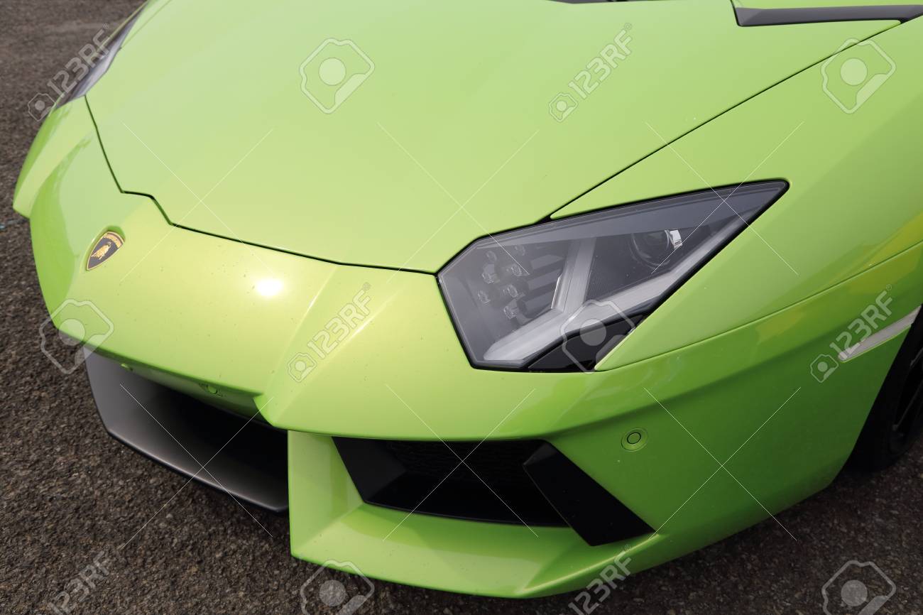 Detail Avocado Green Lamborghini Nomer 44