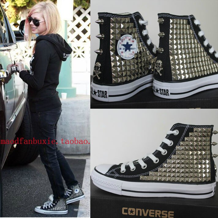 Detail Avril Lavigne Converse Nomer 21