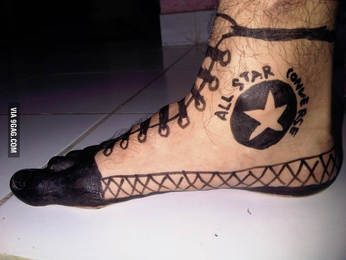 Detail Avril Lavigne Converse Nomer 35