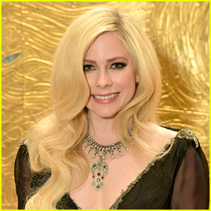 Detail Avril Lavigne Download Nomer 23