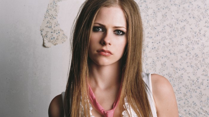 Detail Avril Lavigne Download Nomer 8