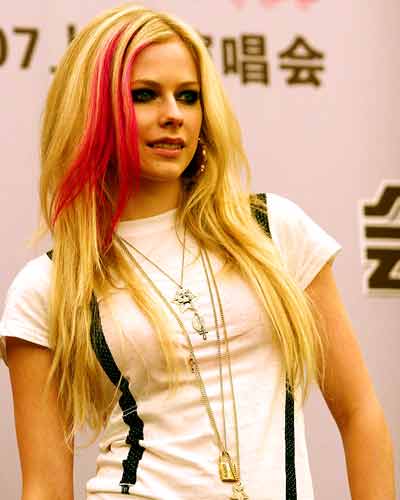 Detail Avril Lavigne Gallery Nomer 2