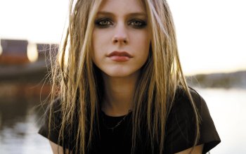 Avril Lavigne Hd - KibrisPDR