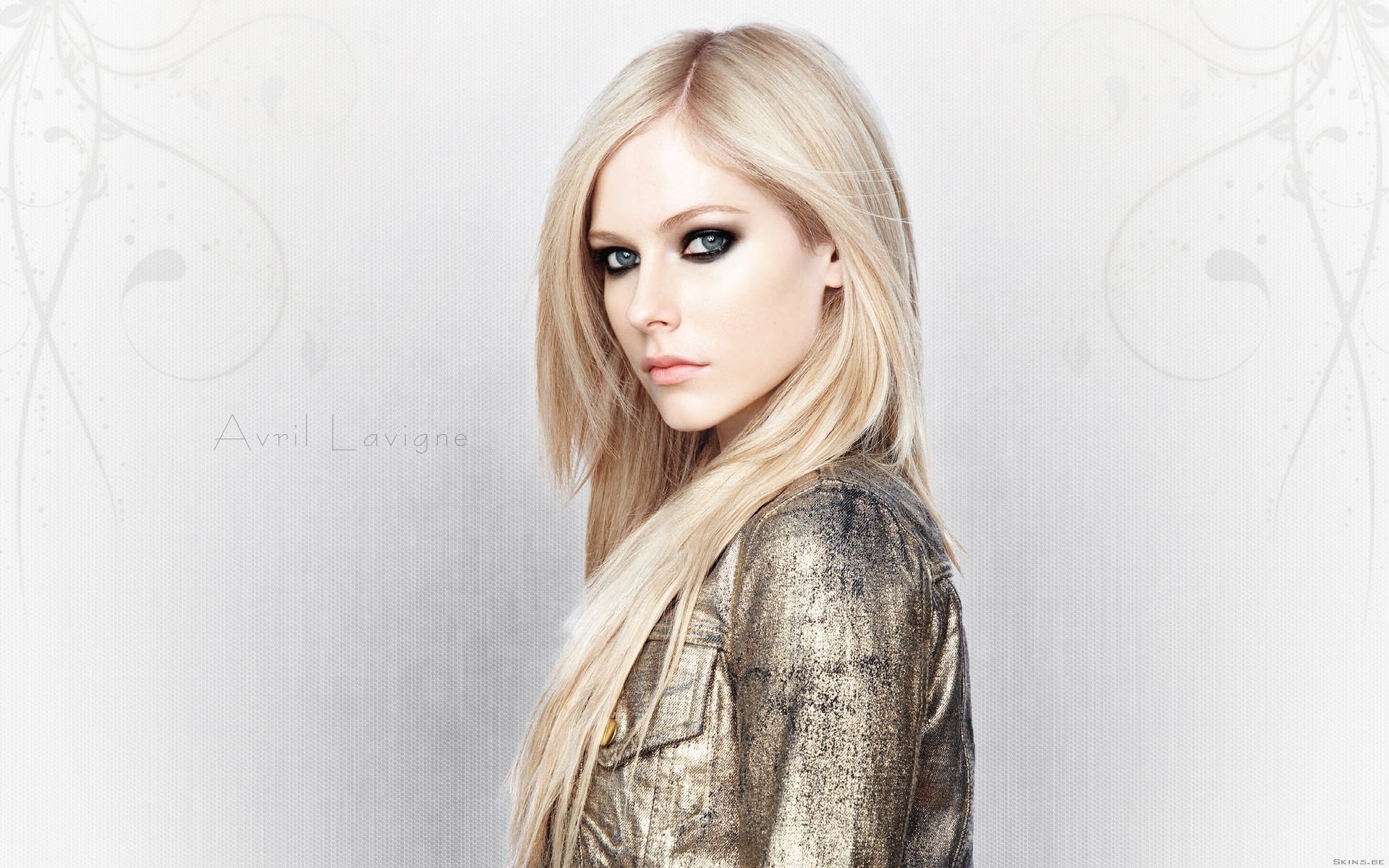 Detail Avril Lavigne Hd Nomer 3