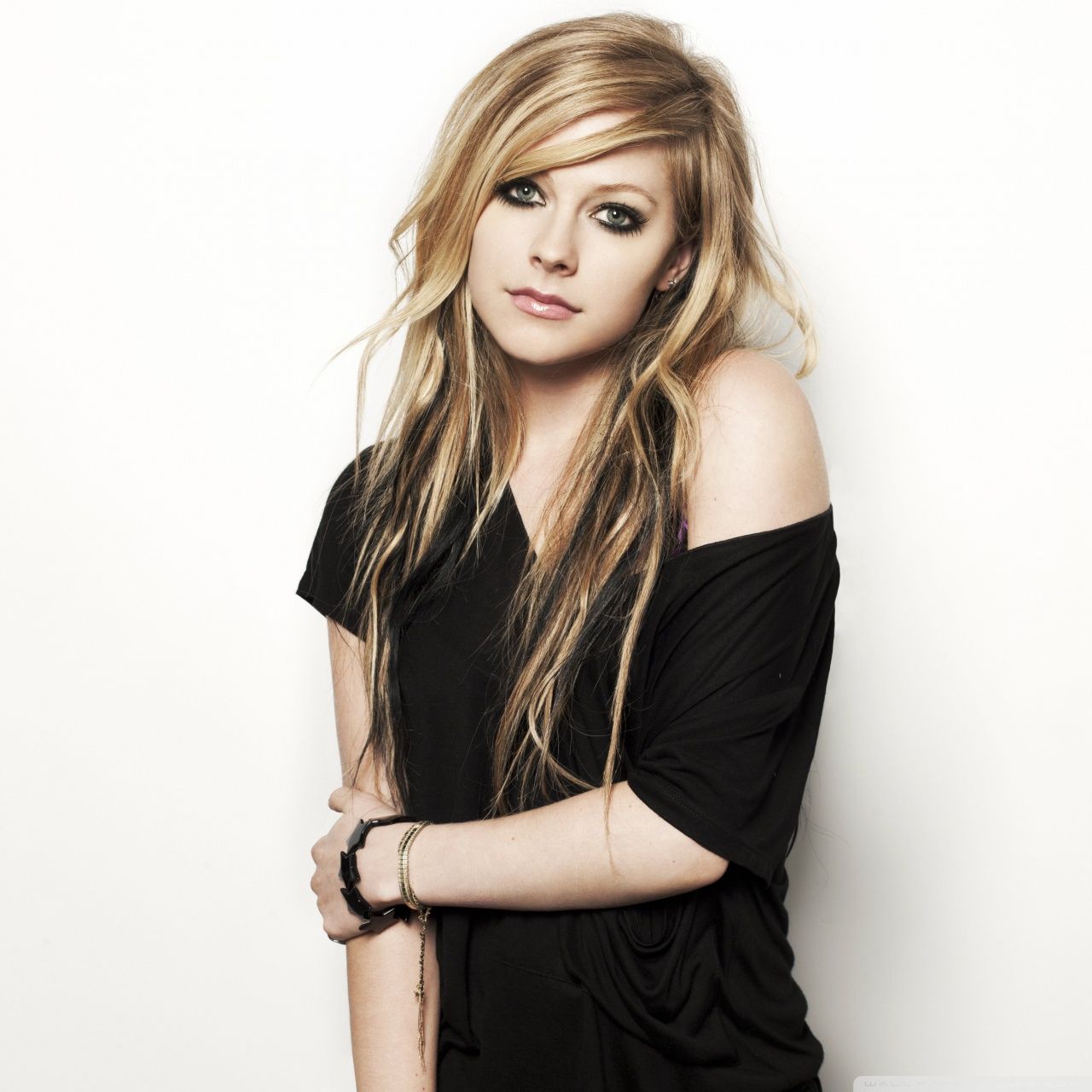 Detail Avril Lavigne Hd Nomer 4