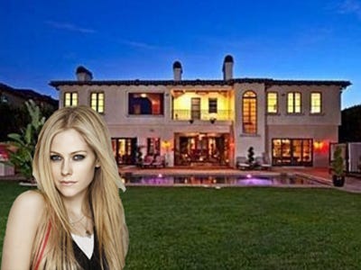 Detail Avril Lavigne House Bel Air Nomer 42