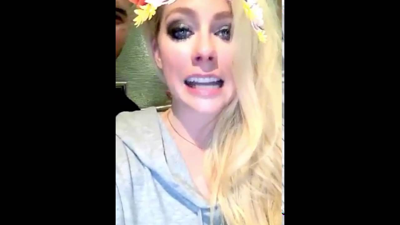 Detail Avril Lavigne Snapchat Nomer 16