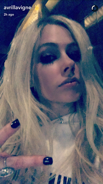 Detail Avril Lavigne Snapchat Nomer 22