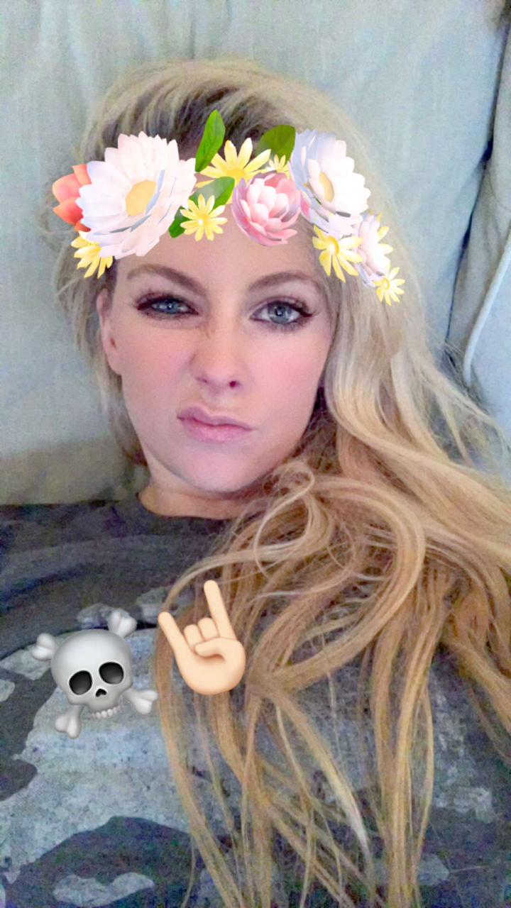 Detail Avril Lavigne Snapchat Nomer 23