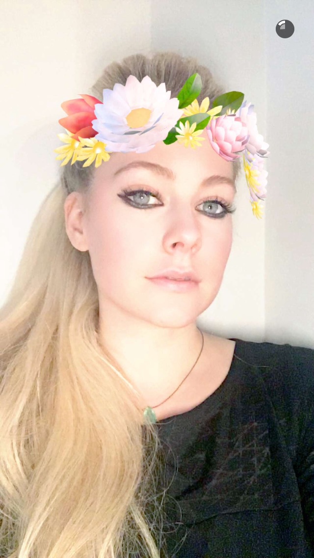 Detail Avril Lavigne Snapchat Nomer 30