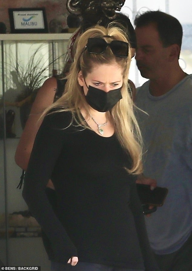 Detail Avril Lavigne Snapchat Nomer 38