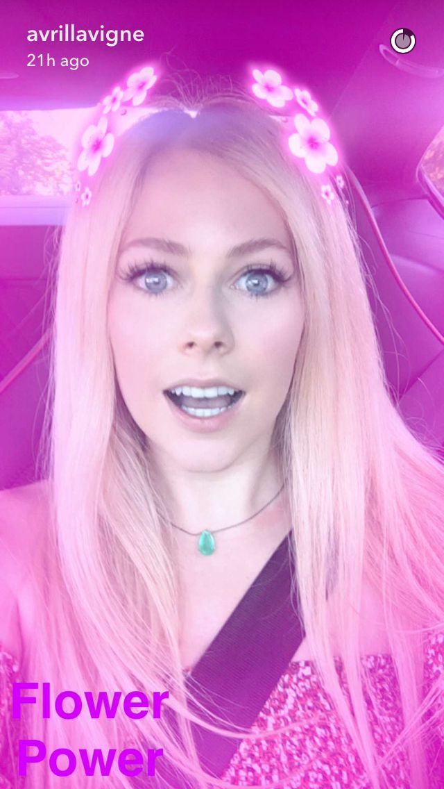 Detail Avril Lavigne Snapchat Nomer 9