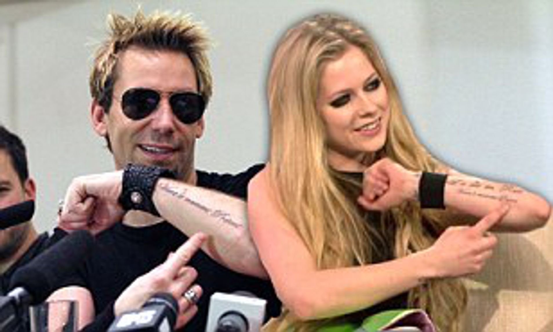 Detail Avril Lavigne Star Tattoo Nomer 20