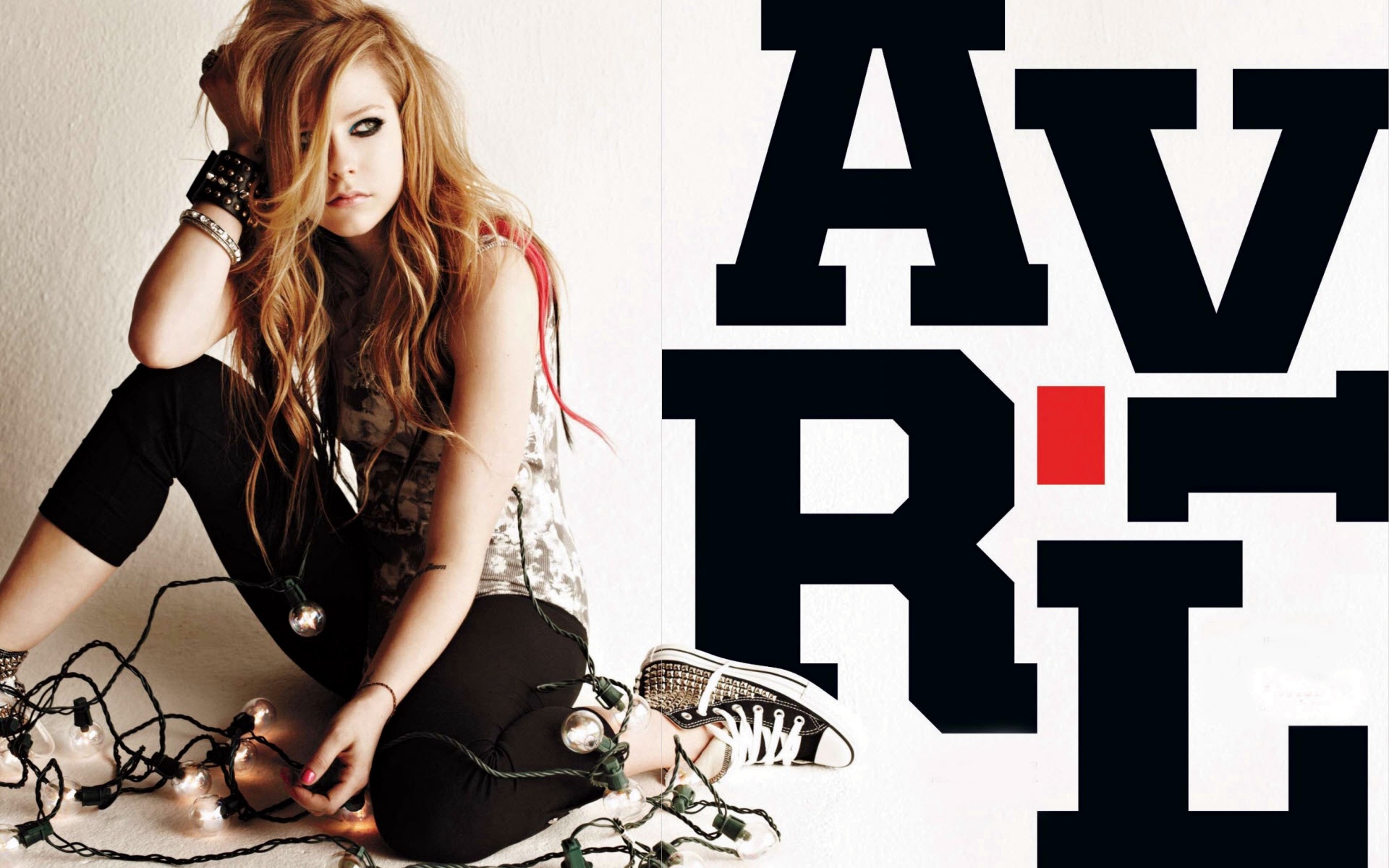 Detail Avril Lavigne Wallpaper Hd Nomer 29