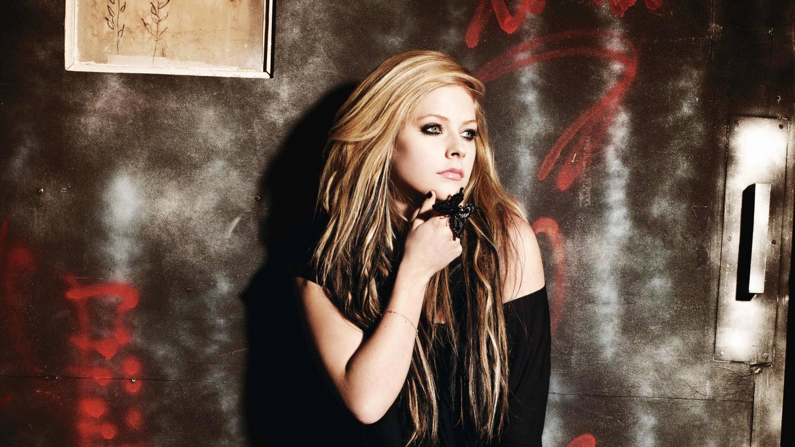 Detail Avril Lavigne Wallpaper Hd Nomer 37