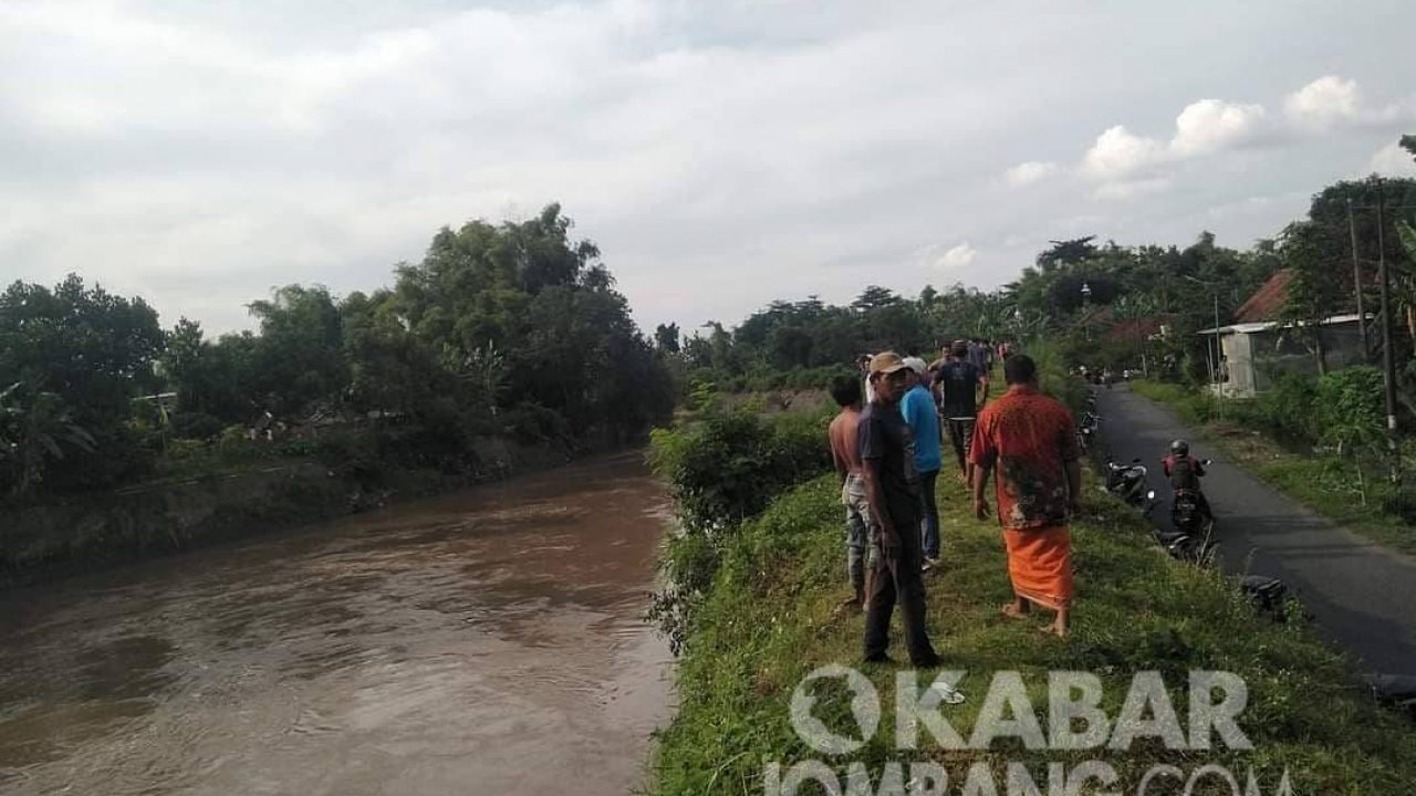 Detail Awan Jatuh Di Jombang Nomer 18