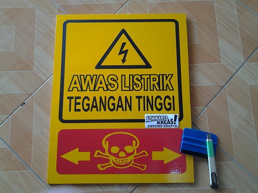 Detail Awas Listrik Tegangan Tinggi Nomer 44