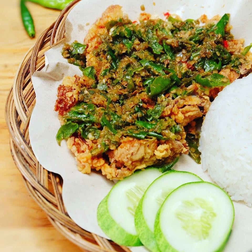 Detail Ayam Geprek Sambal Ijo Png Nomer 16