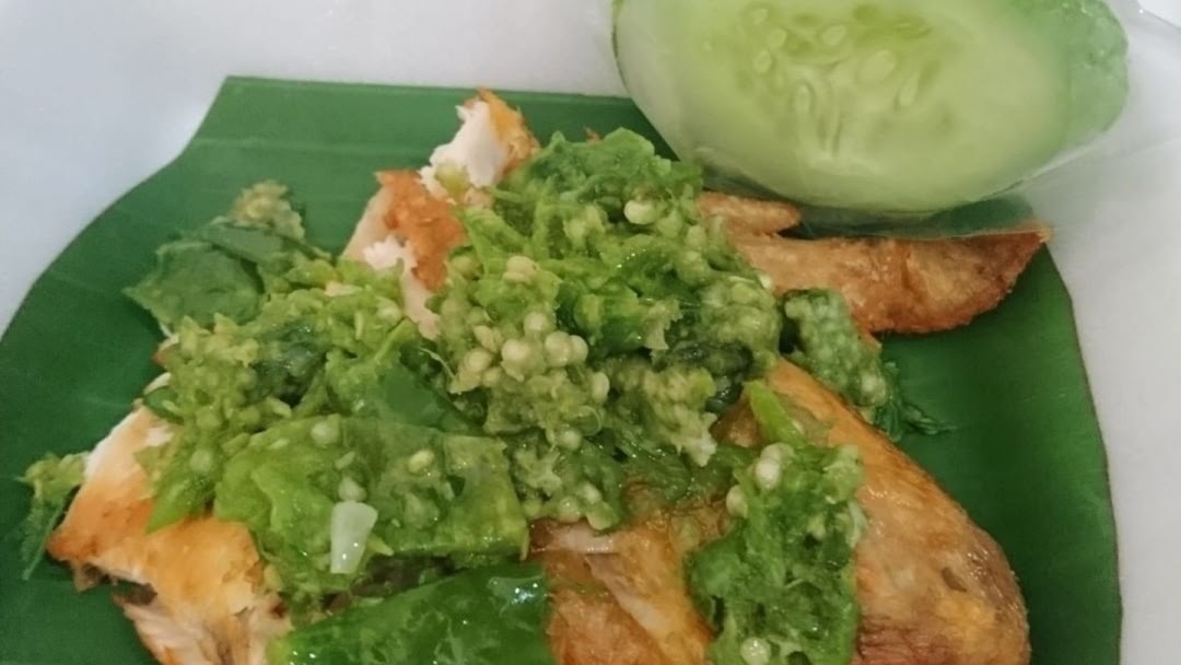 Detail Ayam Geprek Sambal Ijo Png Nomer 46