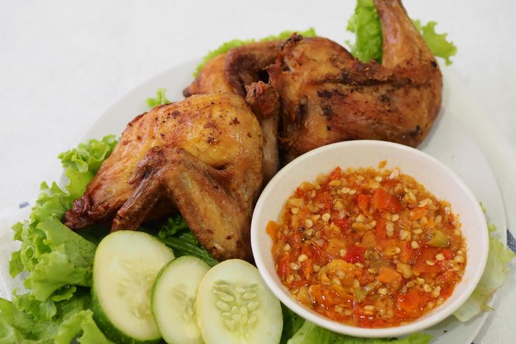 Detail Ayam Goreng Gambar Ayam Goreng Nomer 35