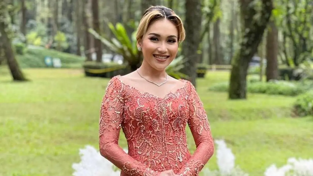 Detail Ayu Ting Ting Foto Nomer 25