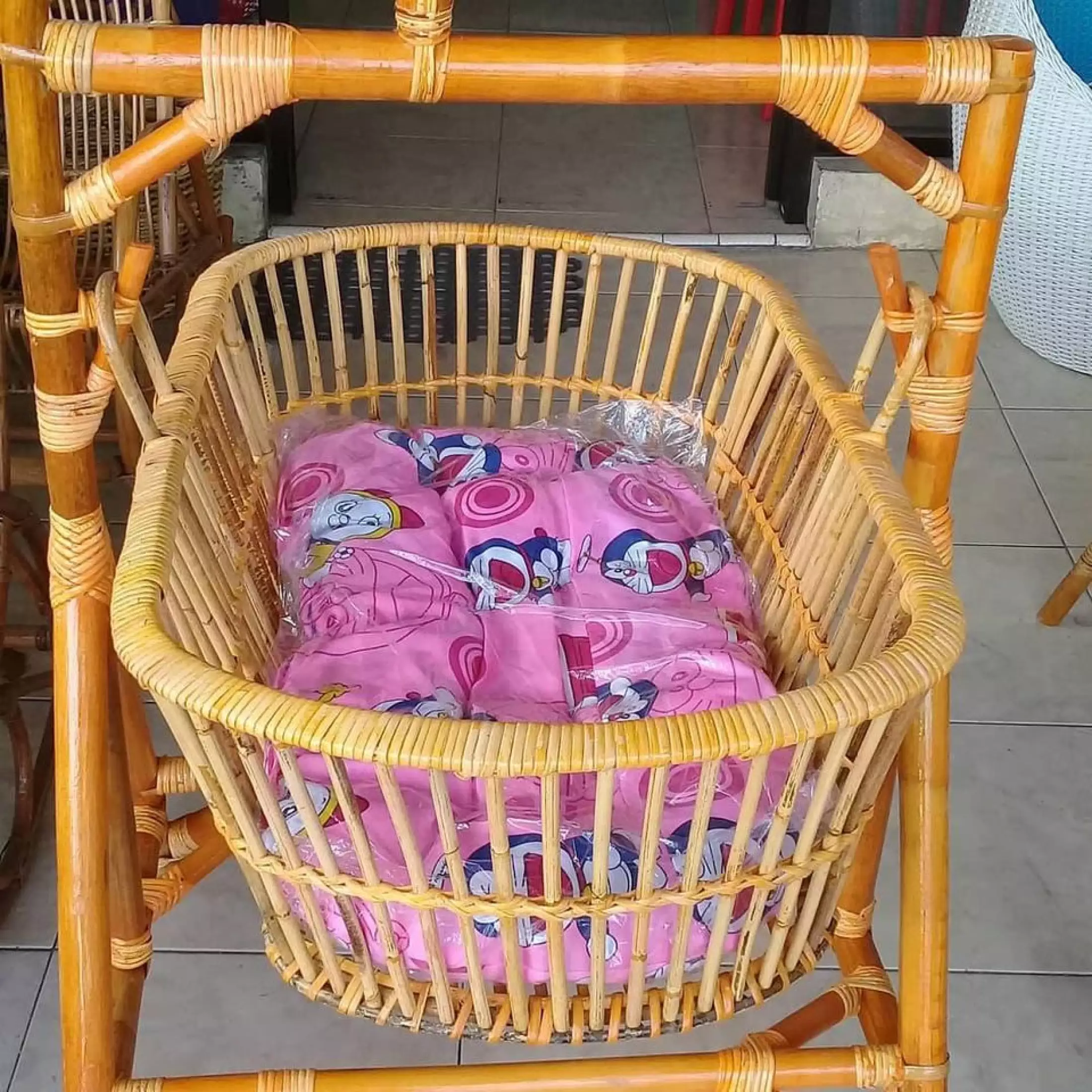 Detail Ayunan Bayi Baru Lahir Nomer 36