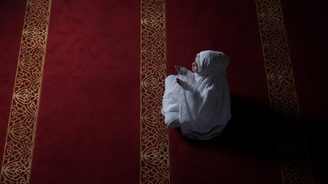 Detail Bacaan Surat Setelah Sholat Tahajud Nomer 56