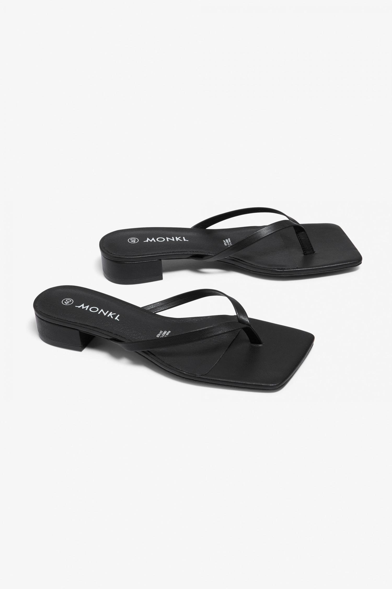 Detail Flip Flops Mit Keilabsatz Nomer 20