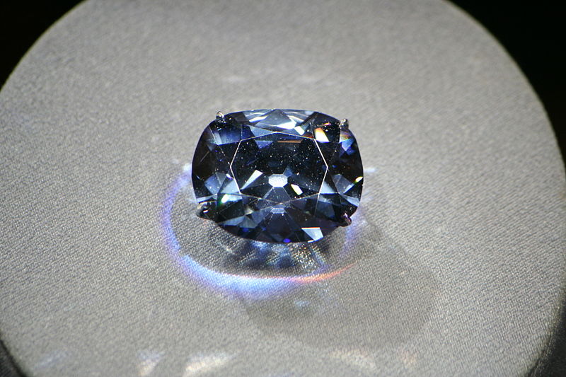 Detail Diamond Warna Biru Nomer 2