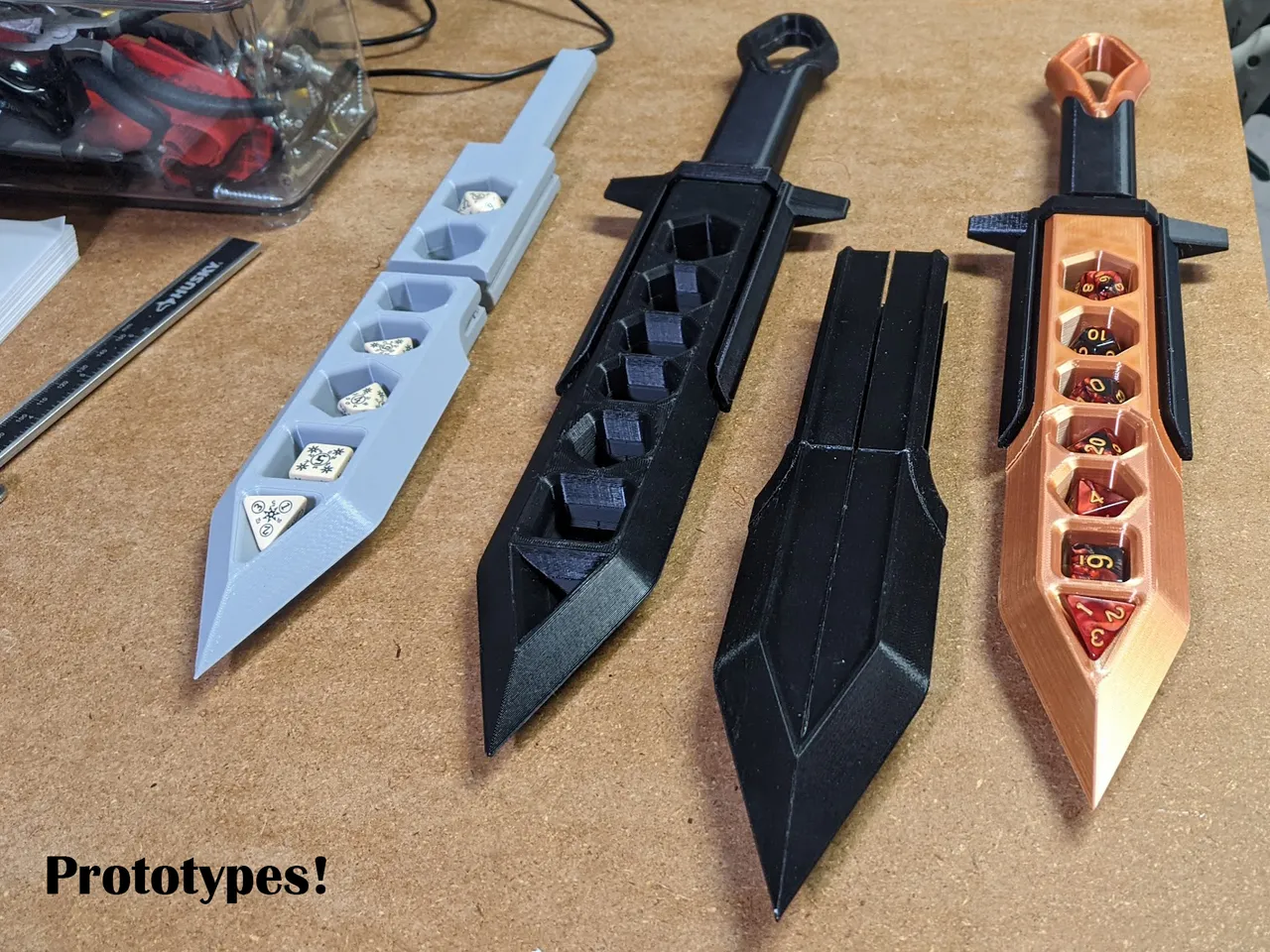 Detail Dice Dagger 3d Print Nomer 6