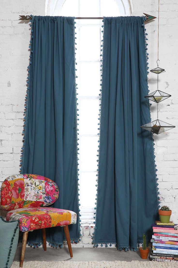 Detail Plum Bow Curtains Nomer 10