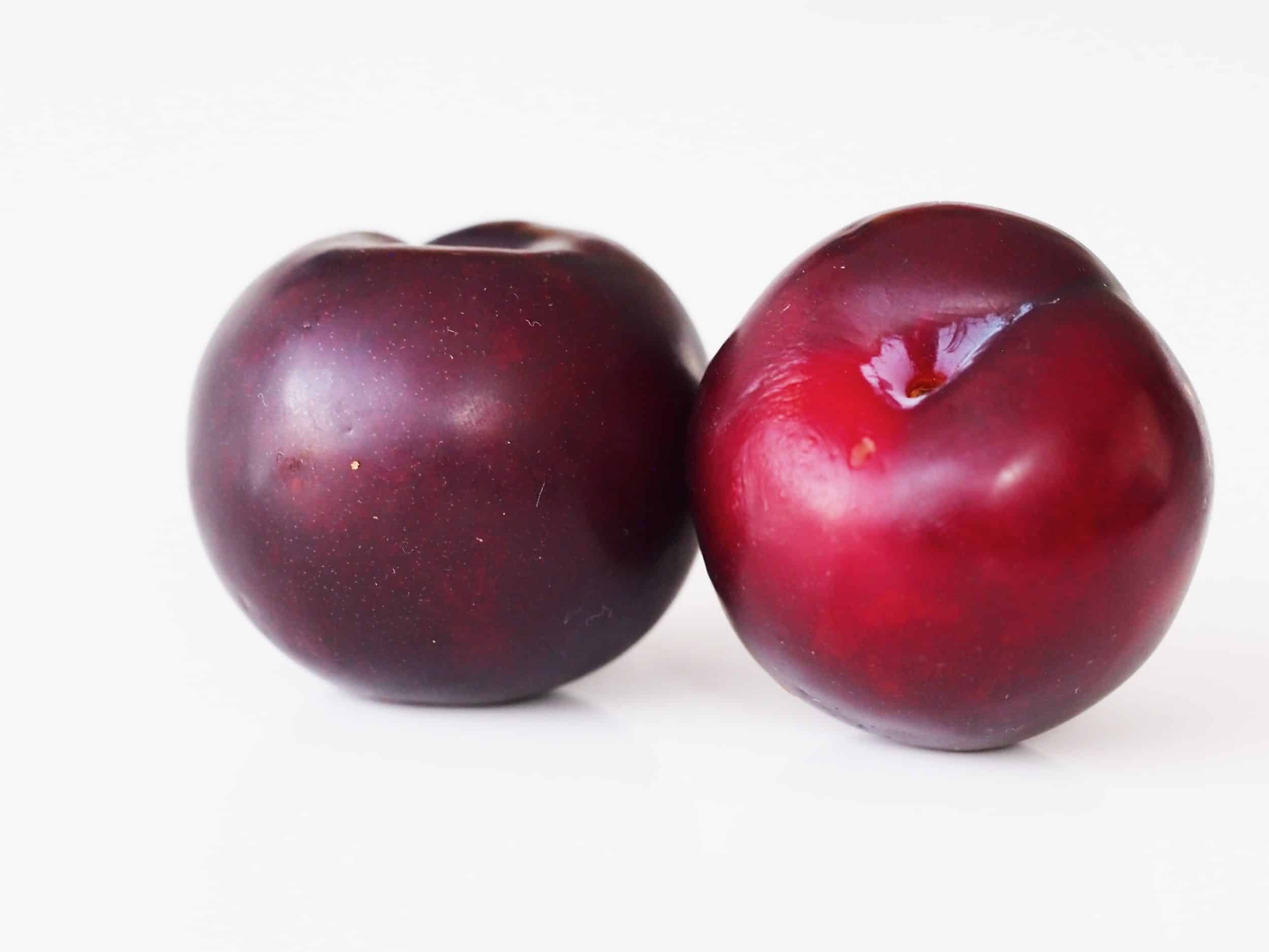 Plum Fruit Image - KibrisPDR