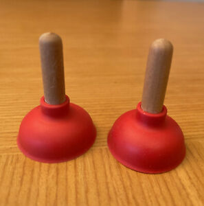 Detail Plunger Iphone Stand Nomer 29