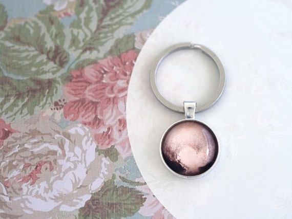 Detail Pluto Keychain Nomer 43