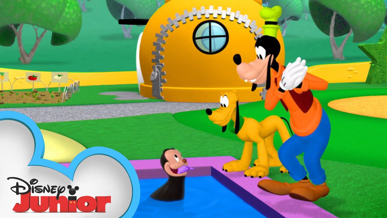 Detail Pluto Mickey Mouse Nomer 11
