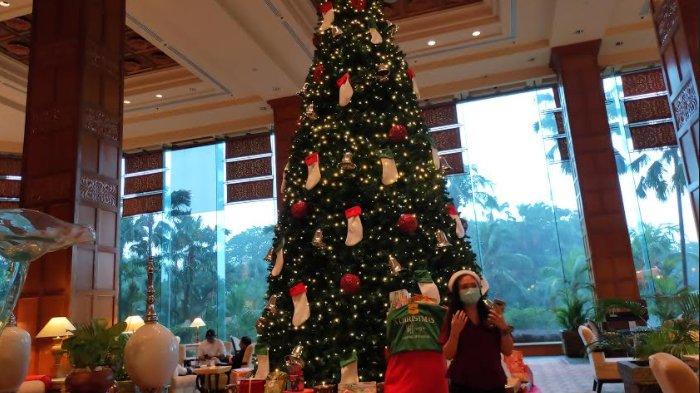 Detail Pohon Natal 4 Meter Nomer 8